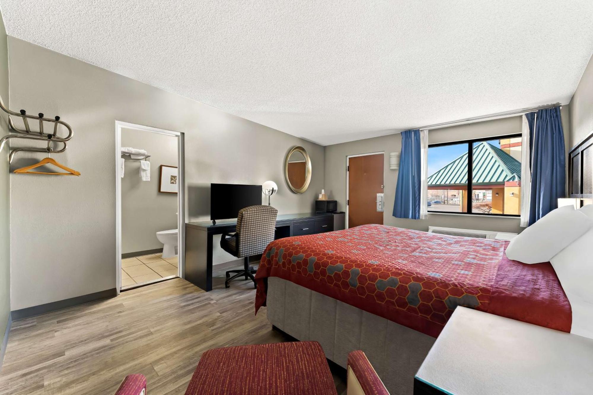Knights Inn Montgomeryville Εξωτερικό φωτογραφία